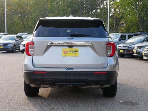 2020 Ford Explorer Base