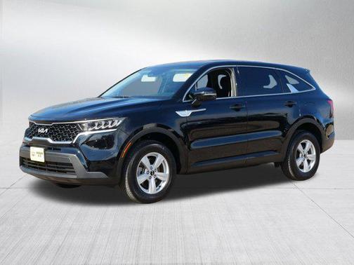 2022 Kia Sorento LX