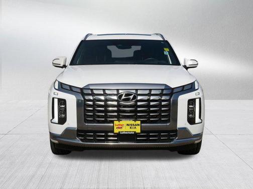 Hyper White 2023 Hyundai PALISADE Calligraphy