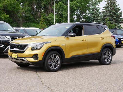 2022 Kia Seltos S