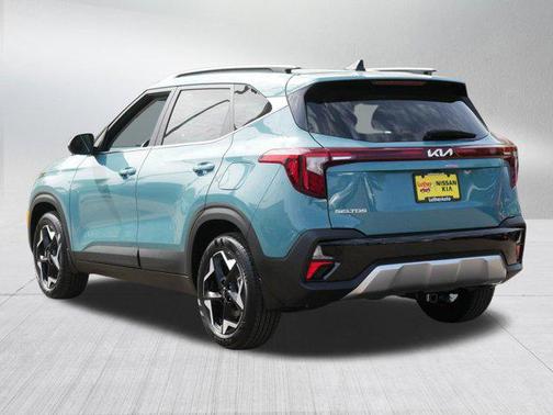 Pluton Blue 2025 Kia Seltos EX