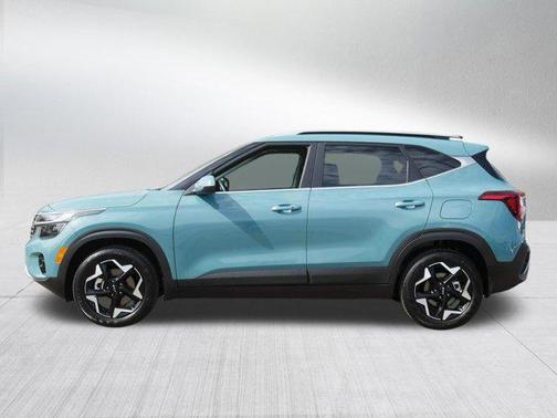 Pluton Blue 2025 Kia Seltos EX