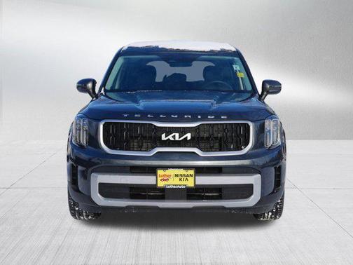 2023 Kia Telluride LX
