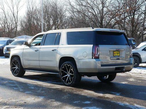 2017 GMC Yukon XL SLT