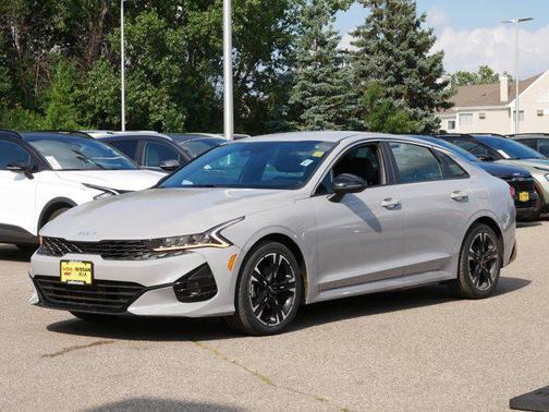 2022 Kia K5 GT-Line