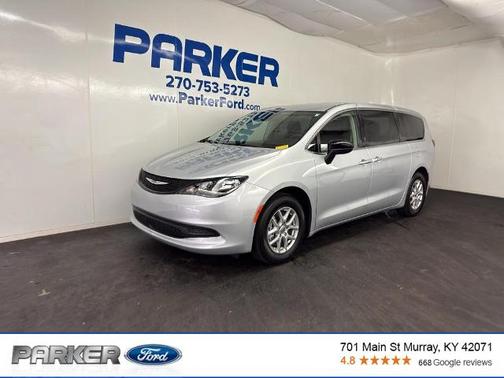 2024 Chrysler Voyager LX