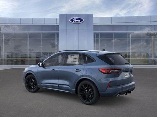 2026 Ford Escape ST-Line Elite