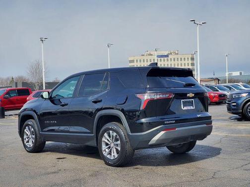 Mosaic Black Metallic 2026 Chevrolet Equinox LT