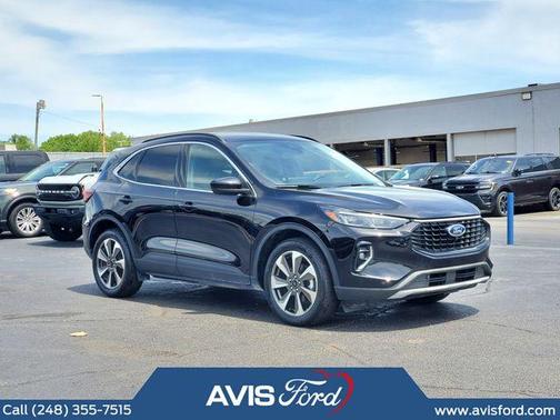 Black Metallic 2023 Ford Escape Platinum