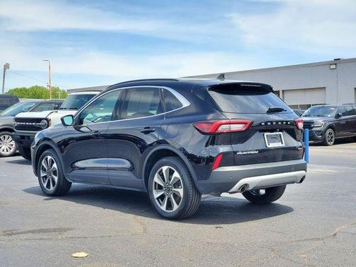 Black Metallic 2023 Ford Escape Platinum