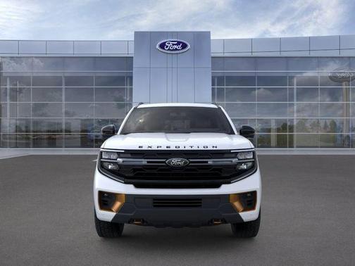 White Metallic 2025 Ford Expedition Tremor