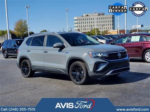 2023 Volkswagen Taos 1.5T SE
