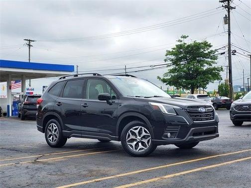 2022 Subaru Forester Premium