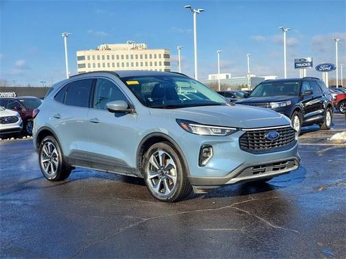 2023 Ford Escape Platinum