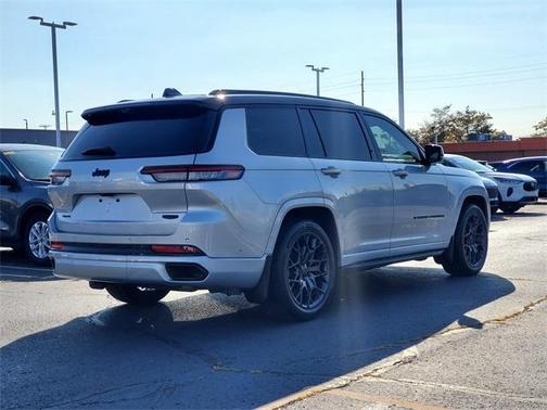 2023 Jeep Grand Cherokee L Summit