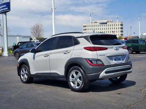 Cyber Silver 2022 Hyundai KONA SEL