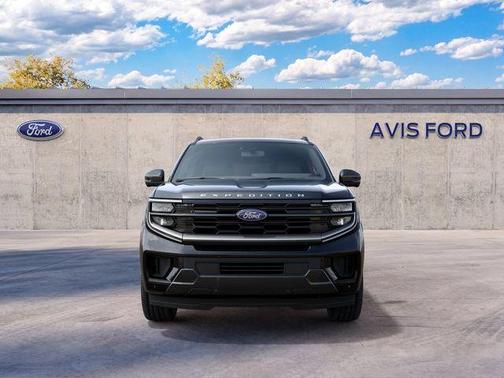 Agate Black Metallic 2027 Ford Expedition Platinum