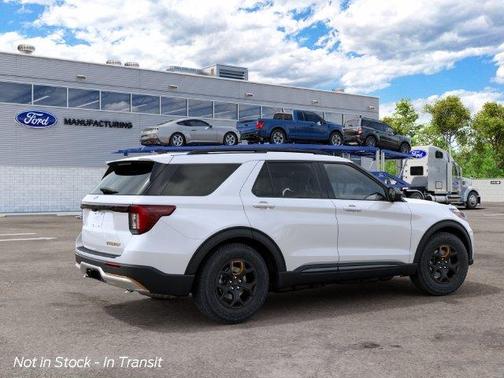 Estate Green / Warm Gray Metallic 2027 Ford Explorer Tremor