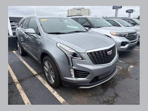 Silver Metallic 2024 Cadillac XT5 Premium Luxury