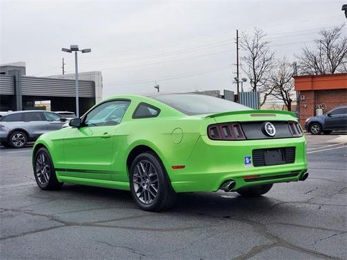 2014 Ford Mustang V6 Premium