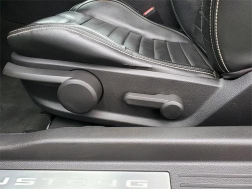 2014 Ford Mustang V6 Premium