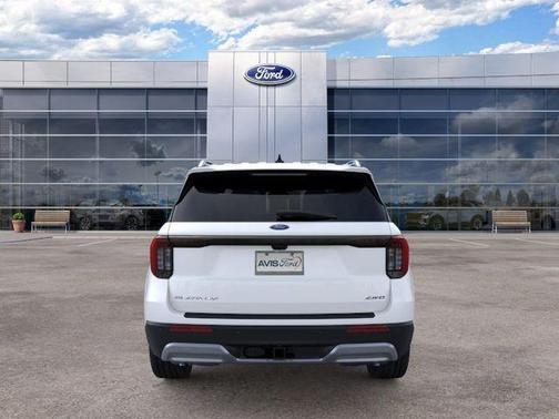 Estate Green / Warm Gray Metallic 2026 Ford Explorer Platinum
