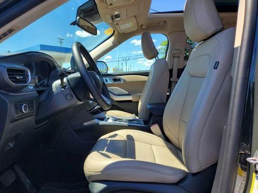 Green Metallic 2024 Ford Explorer Limited