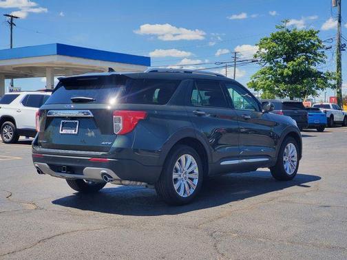 Green Metallic 2024 Ford Explorer Limited