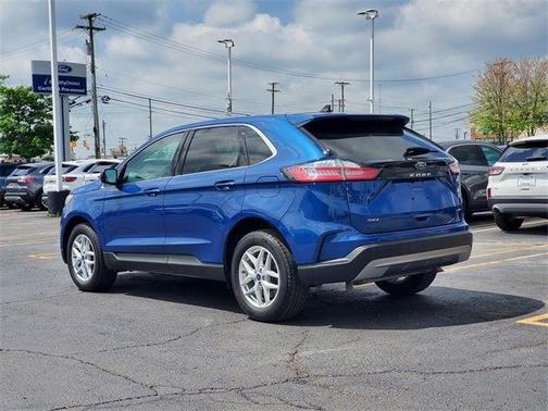 2022 Ford Edge SEL