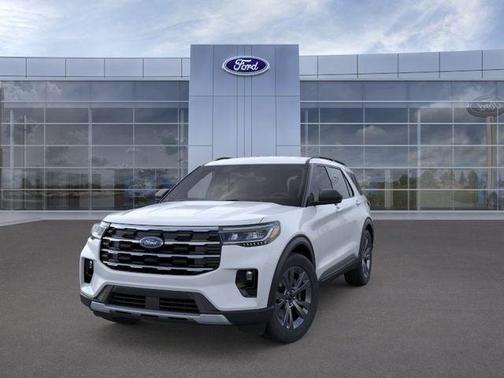 Deep Emerald Green Clearcoat 2026 Ford Explorer Active