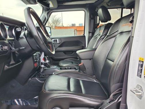 Bright White Clearcoat 2022 Jeep Wrangler Unlimited Rubicon 392