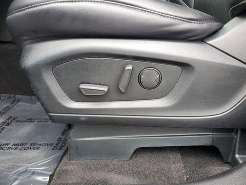 Black Metallic 2023 Ford Explorer XLT