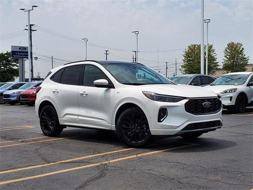 2023 Ford Escape ST-Line Elite