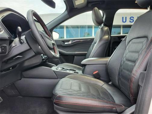 2023 Ford Escape ST-Line Elite