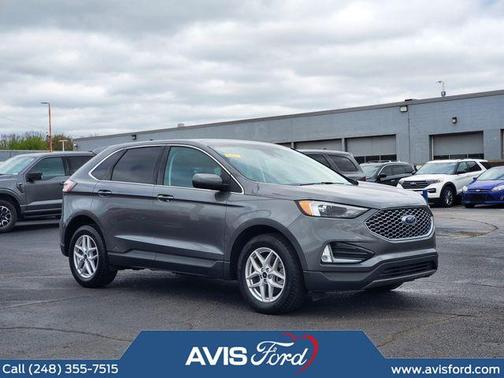 Gray Metallic 2023 Ford Edge SEL