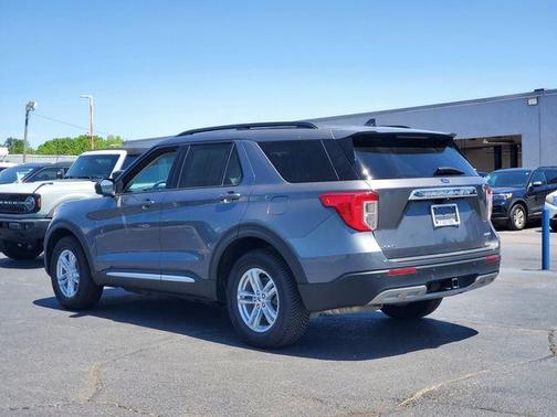 Gray Metallic 2023 Ford Explorer XLT