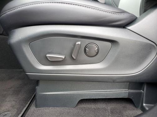 Forged Green Metallic 2023 Ford Explorer XLT