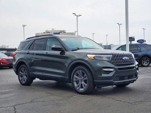 Forged Green Metallic 2023 Ford Explorer XLT