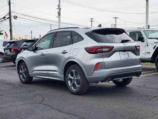Silver Metallic 2023 Ford Escape ST-Line