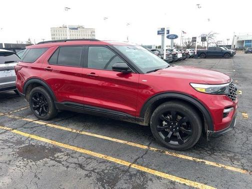2023 Ford Explorer ST-Line