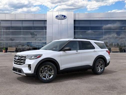 White Metallic 2027 Ford Explorer
