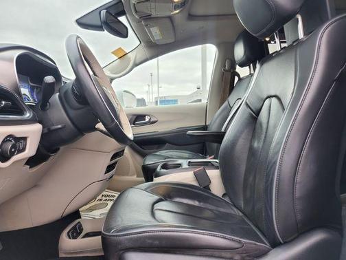 2019 Chrysler Pacifica Limited