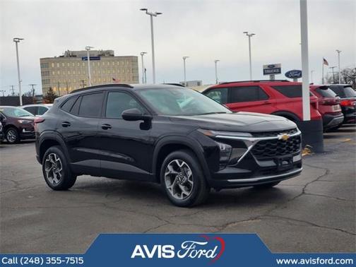 2025 Chevrolet Trax LT