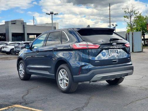 Blue Metallic 2024 Ford Edge SEL