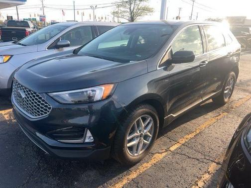 Blue Metallic 2024 Ford Edge SEL