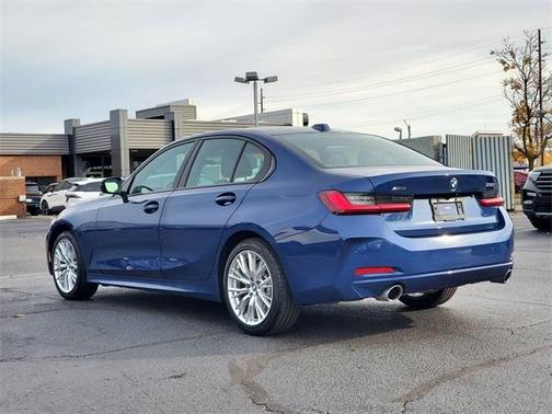 2023 BMW 330 i xDrive