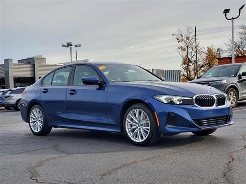2023 BMW 330 i xDrive