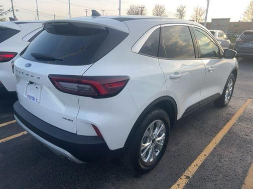 White Metallic 2023 Ford Escape Active