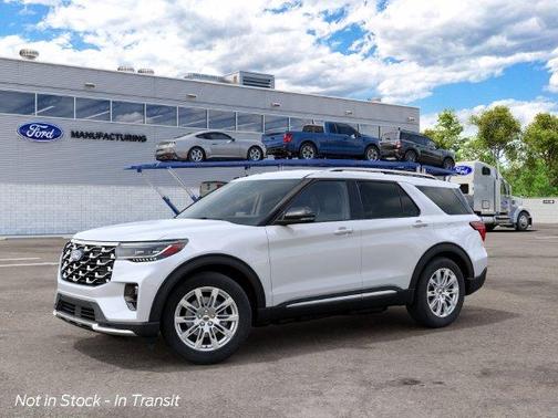 Estate Green / Warm Gray Metallic 2027 Ford Explorer Platinum