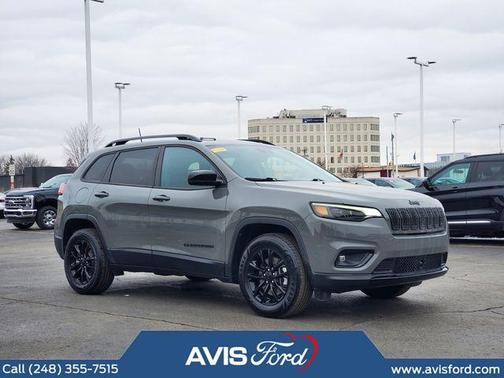 2023 Jeep Cherokee Altitude Lux